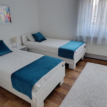 Apartmani Jasmina 2 บีฮัช ภายนอก รูปภาพ
