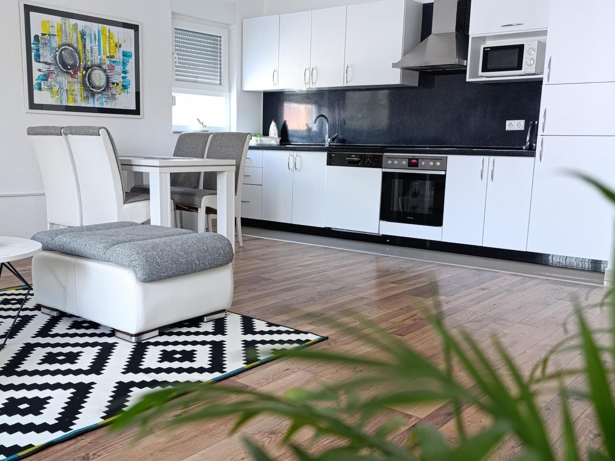 Apartmani Jasmina 2 บีฮัช ภายนอก รูปภาพ